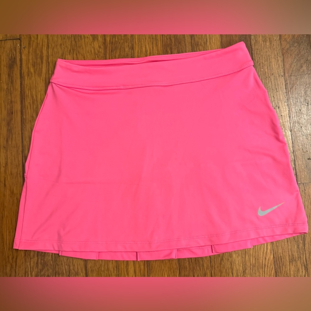 Women’s NIKE Golf Skirt ~ Size S ~